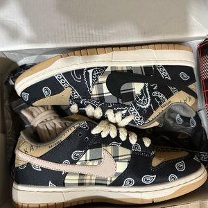Travis Scott dunk low Cactus Jack size men 6, Euro 38.5